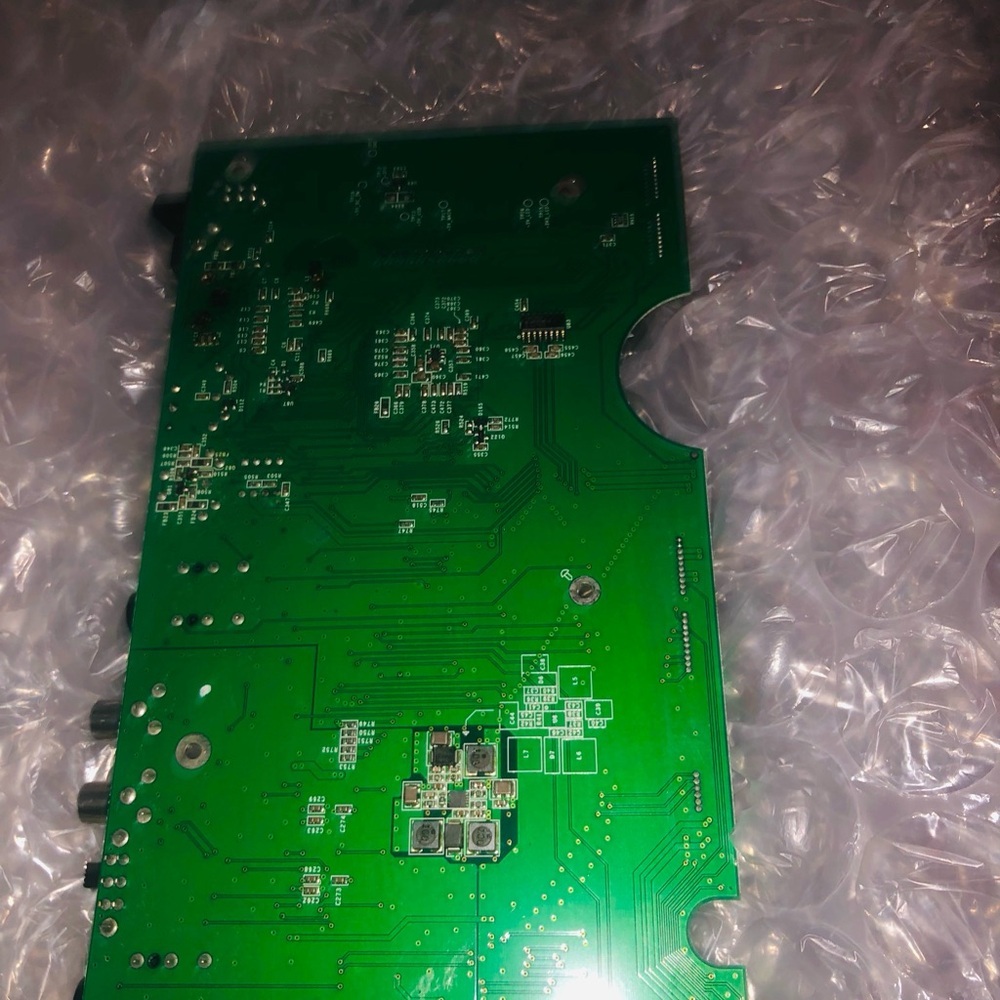 Native Instruments Traktor S4 MK1 Connector Board Replacement - Picture 7 of 9